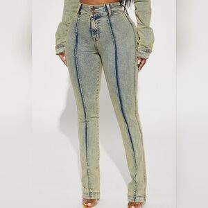 NWT! Tinted Seam Detail Skinny Jeans 4 6 8